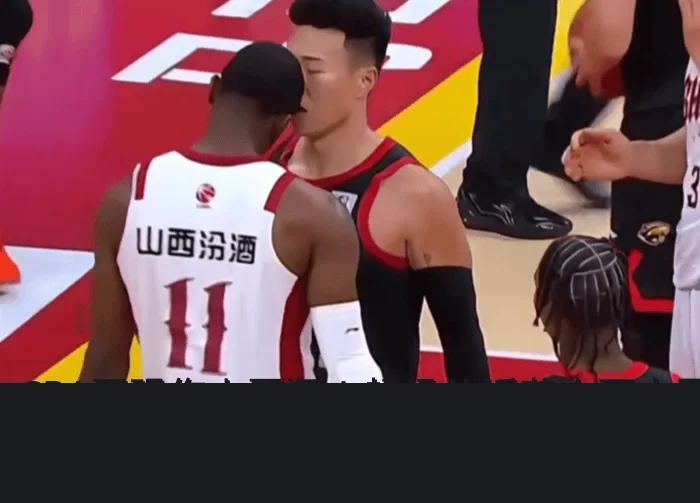 CBA再现伤人恶犯！超级外援袭击两大国手遭无视，网友：驱逐出境_迪亚洛_胡金_广厦